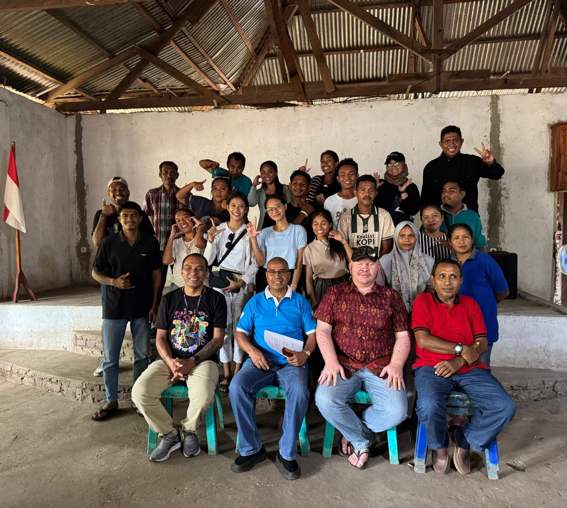 Read more about the article Residensi Sekolah Kampung Koalisi KOPI di Lembata: Belajar Konservasi Mangrove dan Kekuatan Komunitas